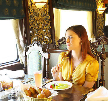 Maharajas Express dining